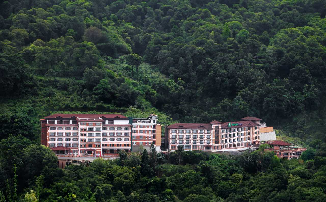 New Holiday Inn Resort Opens in Nepal: A Perfect Mix of Nature and Comfort